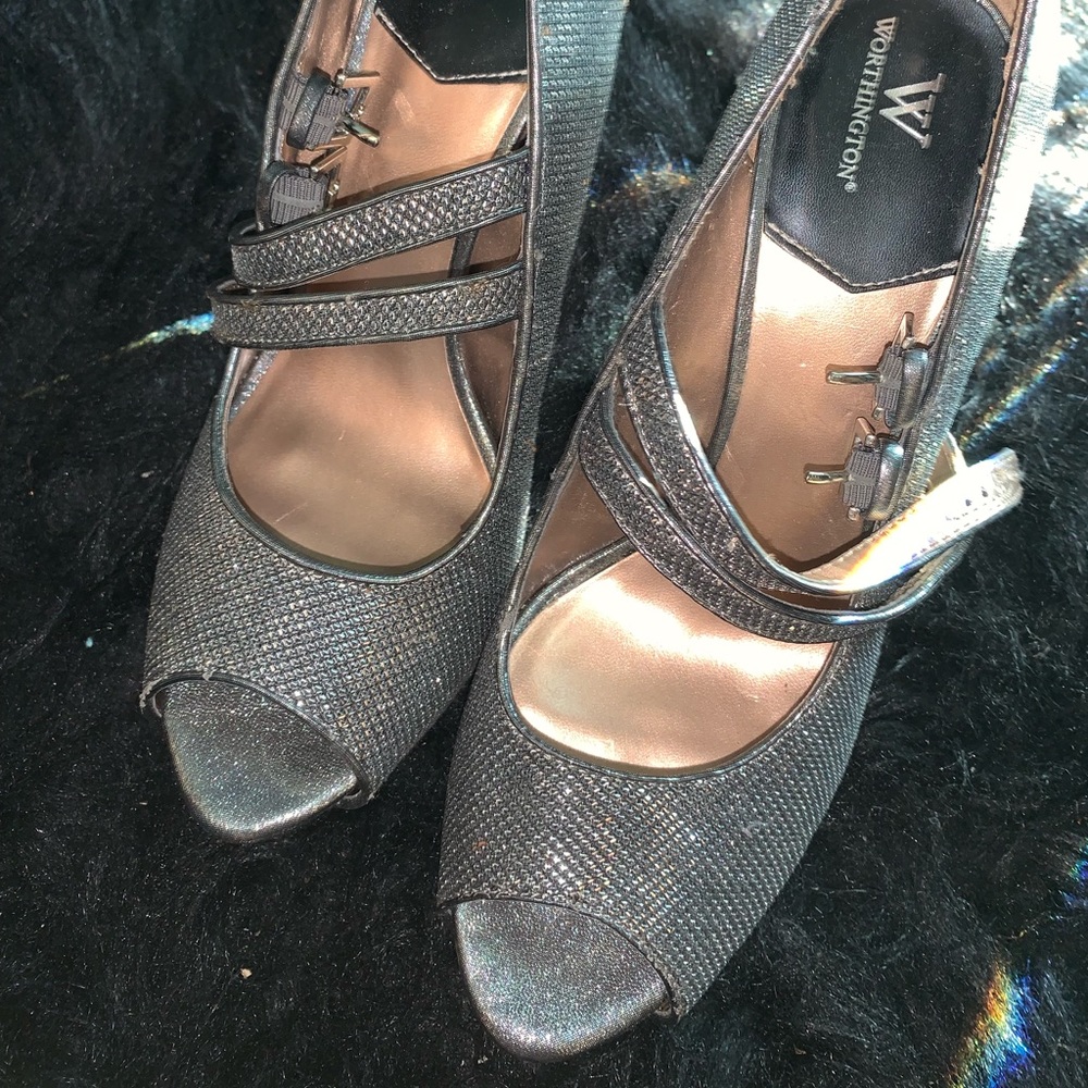 Silver open-toe pumps